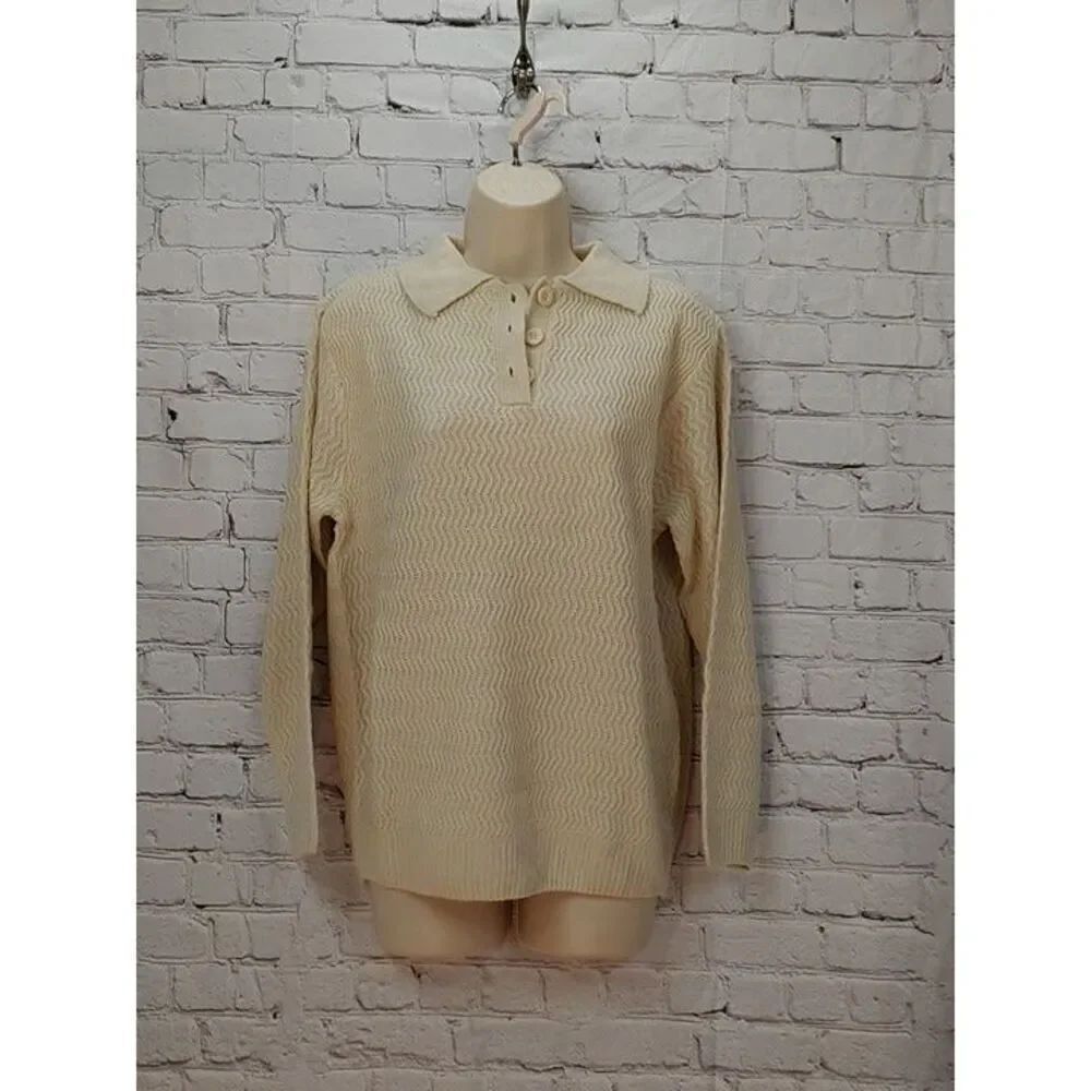 CW Classics Vintage Women's Size Medium Beige Knit Polo Sweater